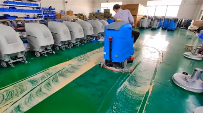 陕西2023年还在用人工的物业保洁不妨试试洗地机吧